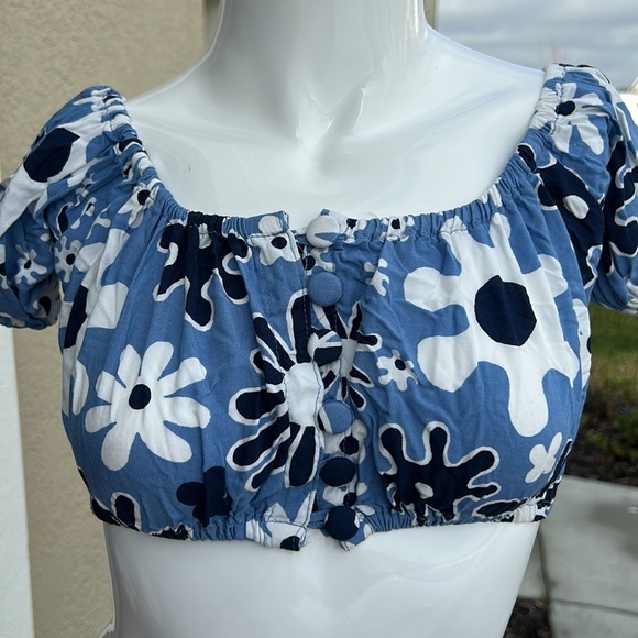 FAR AWAY CROP TOP SHIRT SIZE XS/S - Picture 3 of 3